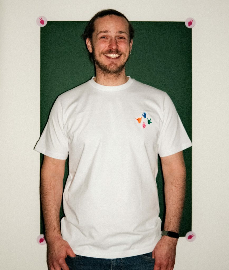 Biały T-Shirt HAYB SIE PRZELEWA Biały T-Shirt HAYB SIE PRZELEWA
