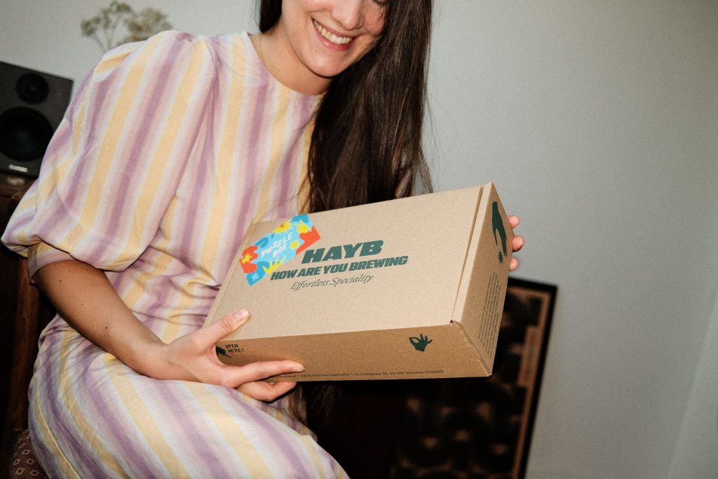 OLgT_gXD HAYB Puzzle Box - kawowa zgadywanka sensoryczna - obrazek 2